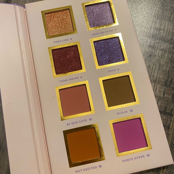 Alamar Cosmetics Spanglish Pressed Pigment Palette - Picture 3 of 3